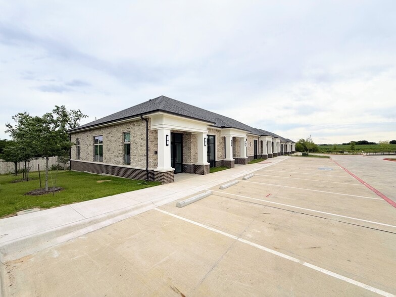 2120 Prairie Dr, Prosper, TX à louer - Photo du bâtiment - Image 2 de 30
