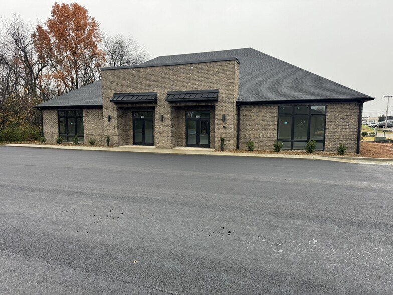 140 E Professional Park Ct, Bowling Green, KY à louer - Photo du bâtiment - Image 2 de 15