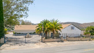 Plus de détails pour 7216 Valmont St, Tujunga, CA - Spécialité à vendre