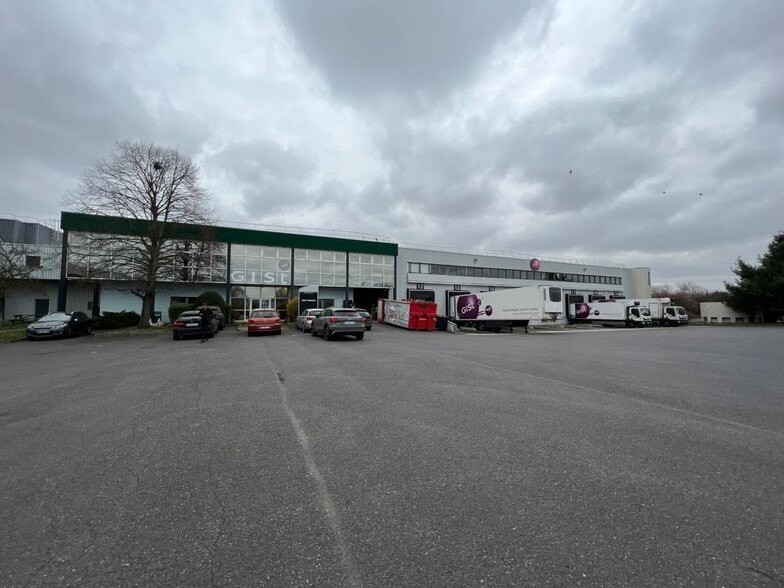 16 Rue Ampère, Gonesse for lease - Building Photo - Image 3 of 12
