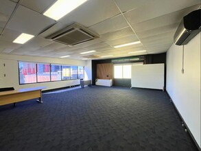 12-18 Clarendon St, Artarmon for lease Interior Photo- Image 2 of 5