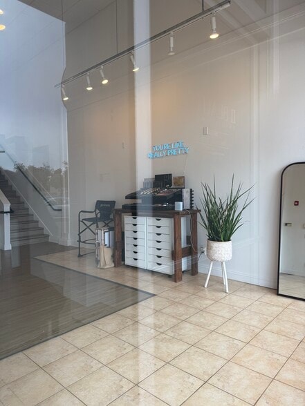 523 F St, Eureka, CA for lease - Building Photo - Image 2 of 2