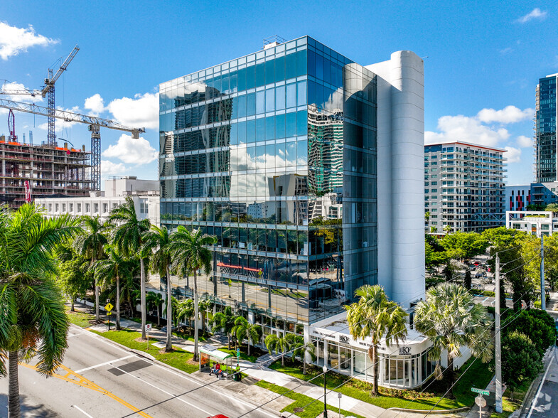 3050 Biscayne Blvd, Miami, FL à vendre - Photo principale - Image 1 de 1