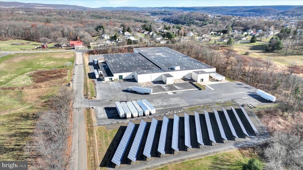 190 Walnut Ln, Pottsville, PA for lease - Building Photo - Image 2 of 31