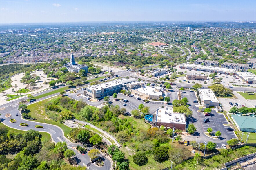 20079 Stone Oak Pky, San Antonio, TX à louer - Aérien - Image 3 de 9