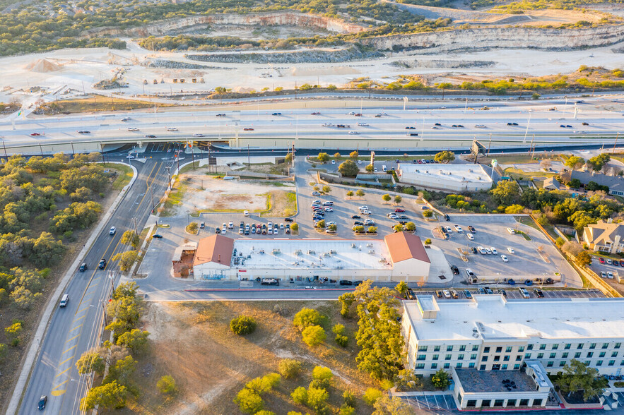 19314-19422 US Hwy 281, San Antonio, TX for lease - Building Photo - Image 1 of 4