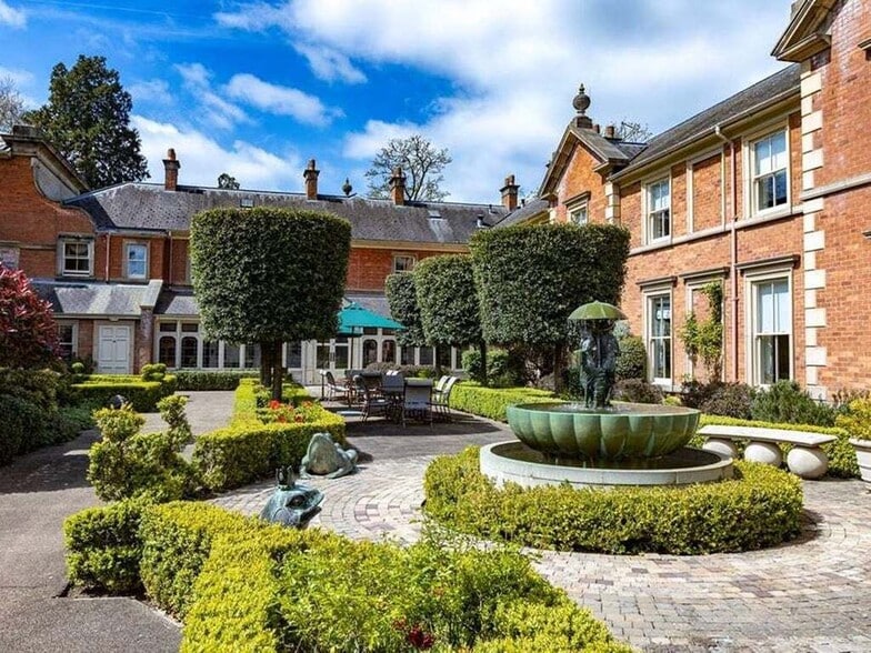 North Rd, North Kilworth à vendre - Photo du bâtiment - Image 3 de 35