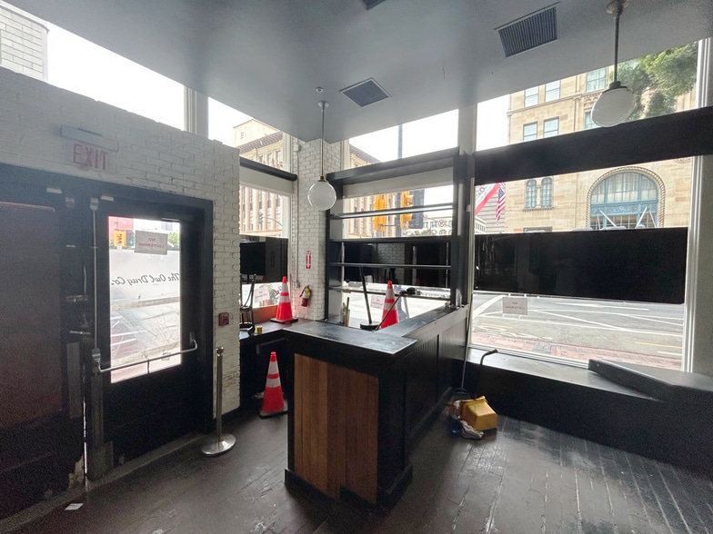 602-624 Broadway, San Diego, CA for lease - Interior Photo - Image 3 of 61