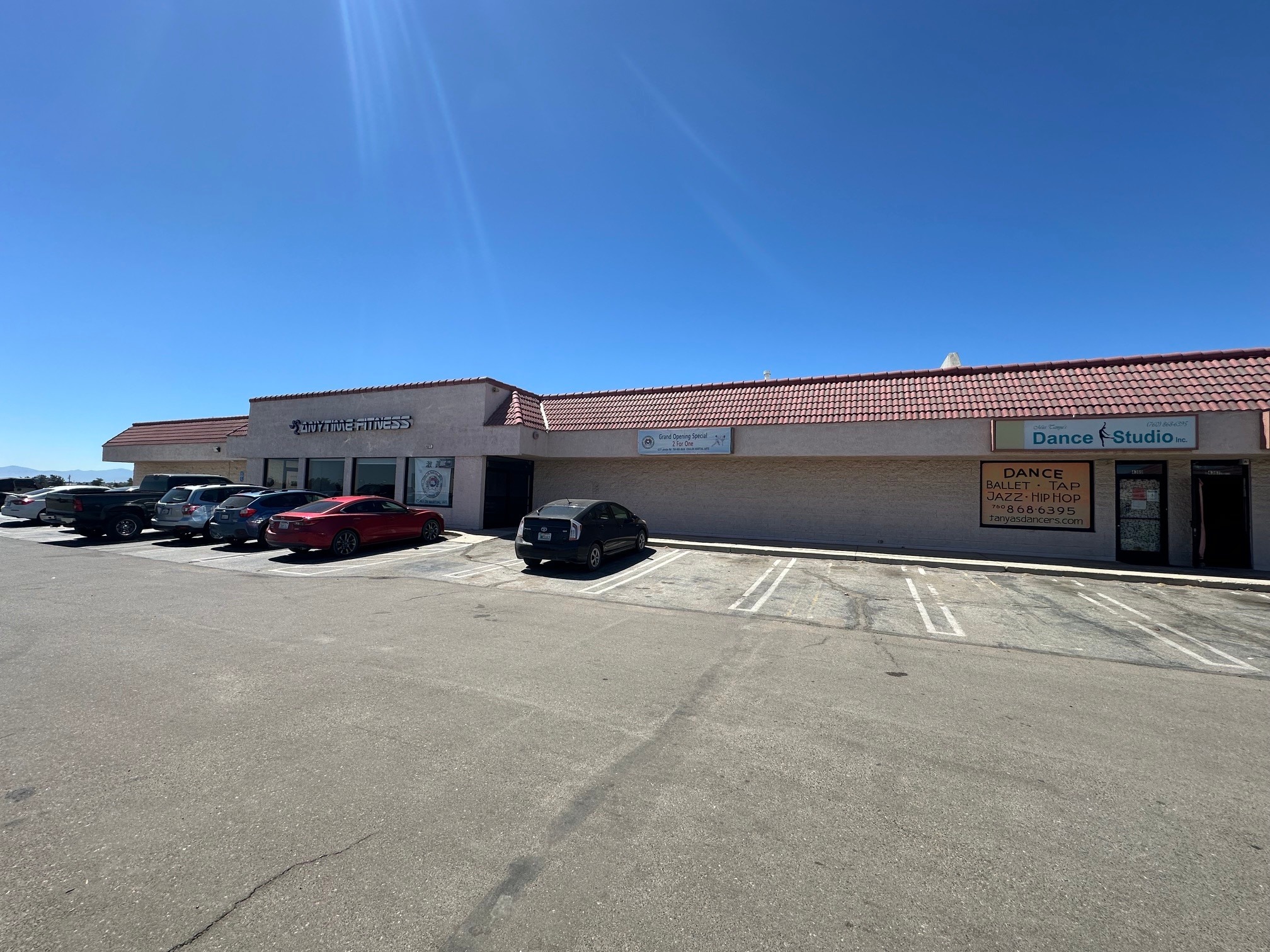 4351-4485 Phelan Rd, Phelan, CA for lease Building Photo- Image 1 of 9