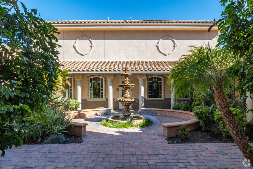 43471 Ridge Park Dr, Temecula, CA for sale - Building Photo - Image 3 of 6