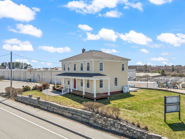 2204 Woodbury Ave, Newington, NH à vendre - Photo du bâtiment - Image 2 de 28