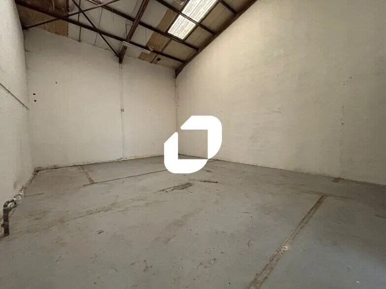 9 Rue Des Cerisiers, Lisses à louer - Photo intérieure - Image 3 de 8