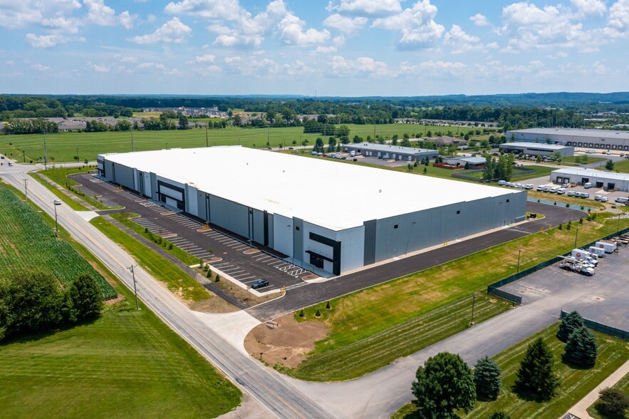 10013 Busey Rd, Canal Winchester, OH for sale - Building Photo - Image 3 of 18