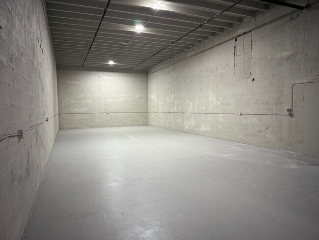 More details for 4401-4475 NW 37th Ave, Miami, FL - Industrial for Lease