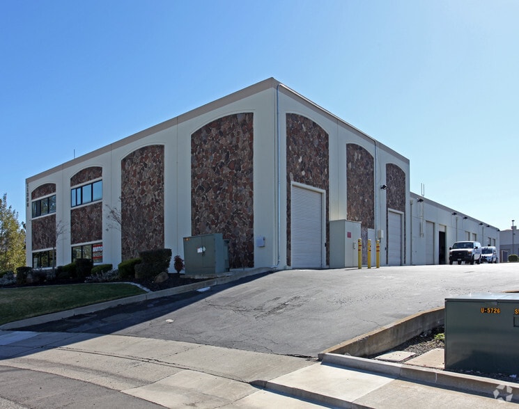 11306 Sunco Dr, Rancho Cordova, CA for lease - Building Photo - Image 3 of 4