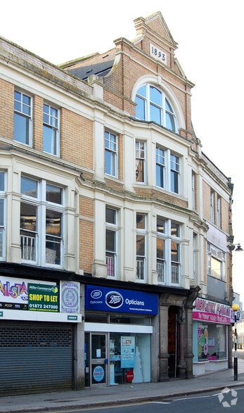 22 Commercial St, Camborne for sale - Primary Photo - Image 1 of 3