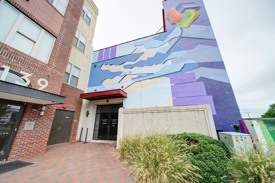 135 E Main St, Rock Hill, SC à louer - Photo du bâtiment - Image 3 de 16