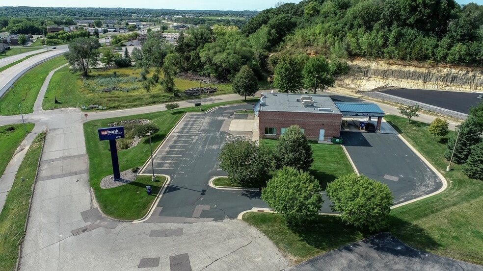 3376 Northern Valley Pl NE, Rochester, MN for sale - Building Photo - Image 2 of 9