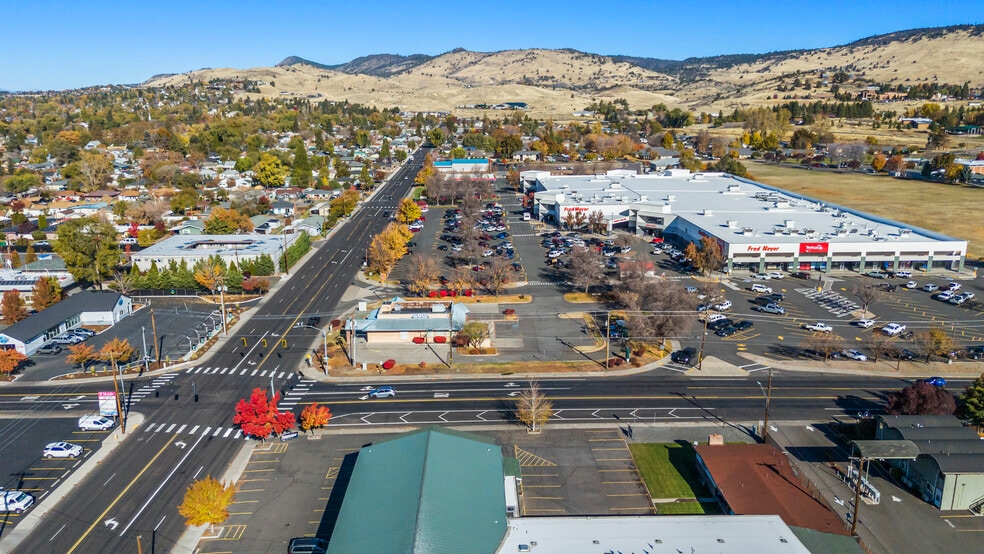 Shasta Way, Klamath Falls, OR for lease - Building Photo - Image 3 of 5