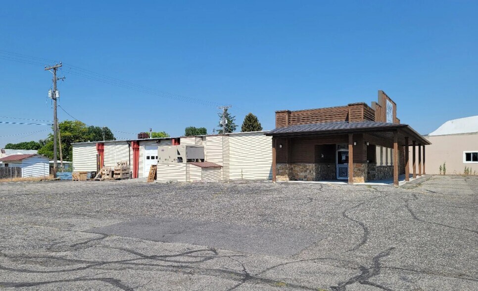 180 W Main St, Rigby, ID à louer - Photo du bâtiment - Image 3 de 6