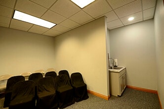 5793 W Grande Market Dr, Appleton, WI for lease Interior Photo- Image 2 of 5