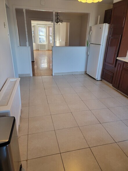 419 36th St, Brooklyn, NY à vendre - Photo intérieure - Image 3 de 9