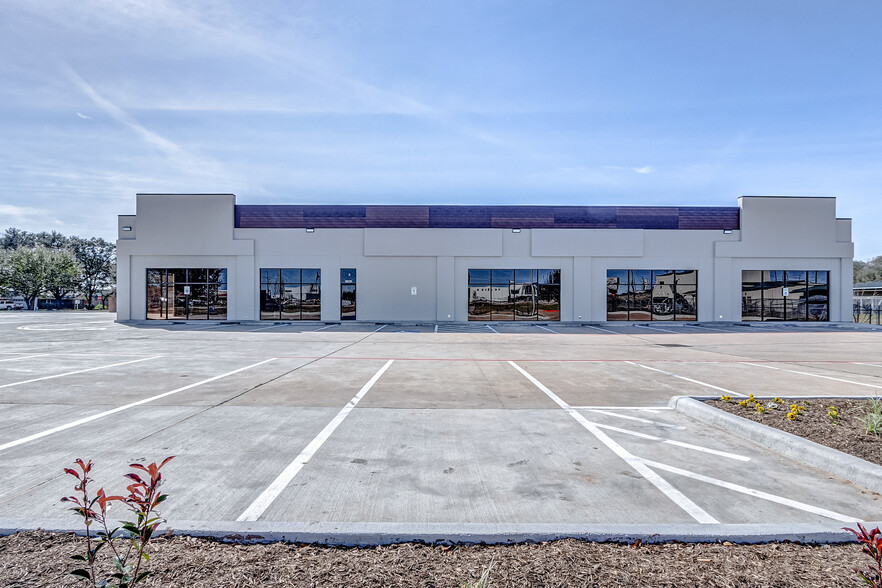 12001 Barker Cypress Rd, Cypress, TX for lease - Building Photo - Image 1 of 9