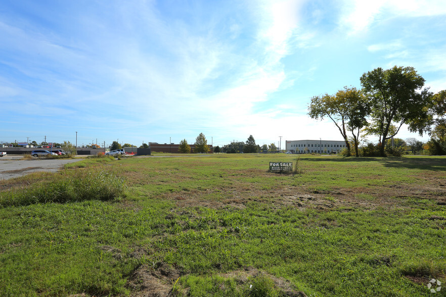 625 W Beaver St, Jenks, OK for sale - Primary Photo - Image 1 of 11