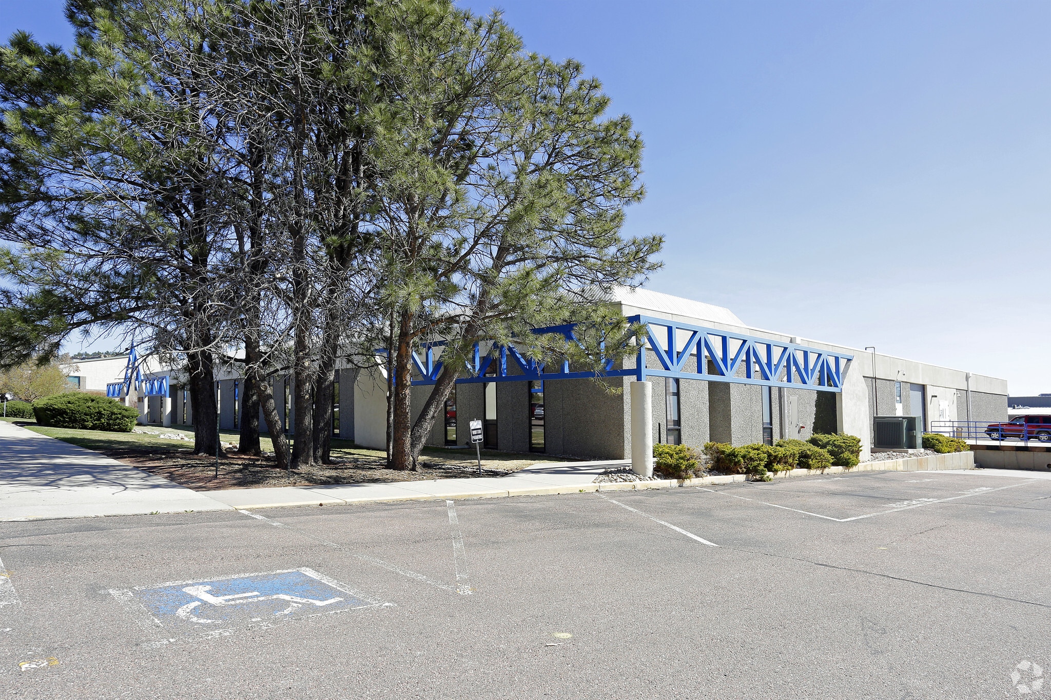 1490 Garden of the Gods Rd, Colorado Springs, CO for lease Building Photo- Image 1 of 7