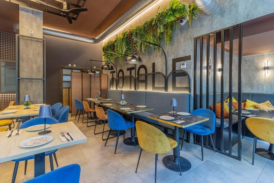 Avenida las Retamas, Alcorcón, Madrid for lease - Building Photo - Image 3 of 4