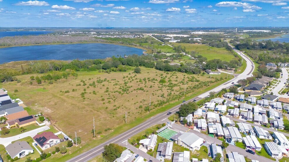 3000 Lucerne Park Rd, Winter Haven, FL à vendre - Photo du bâtiment - Image 3 de 16