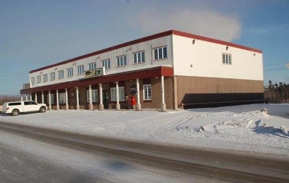 215 Drake Ave, Labrador City, NL à vendre - Photo principale - Image 1 de 1