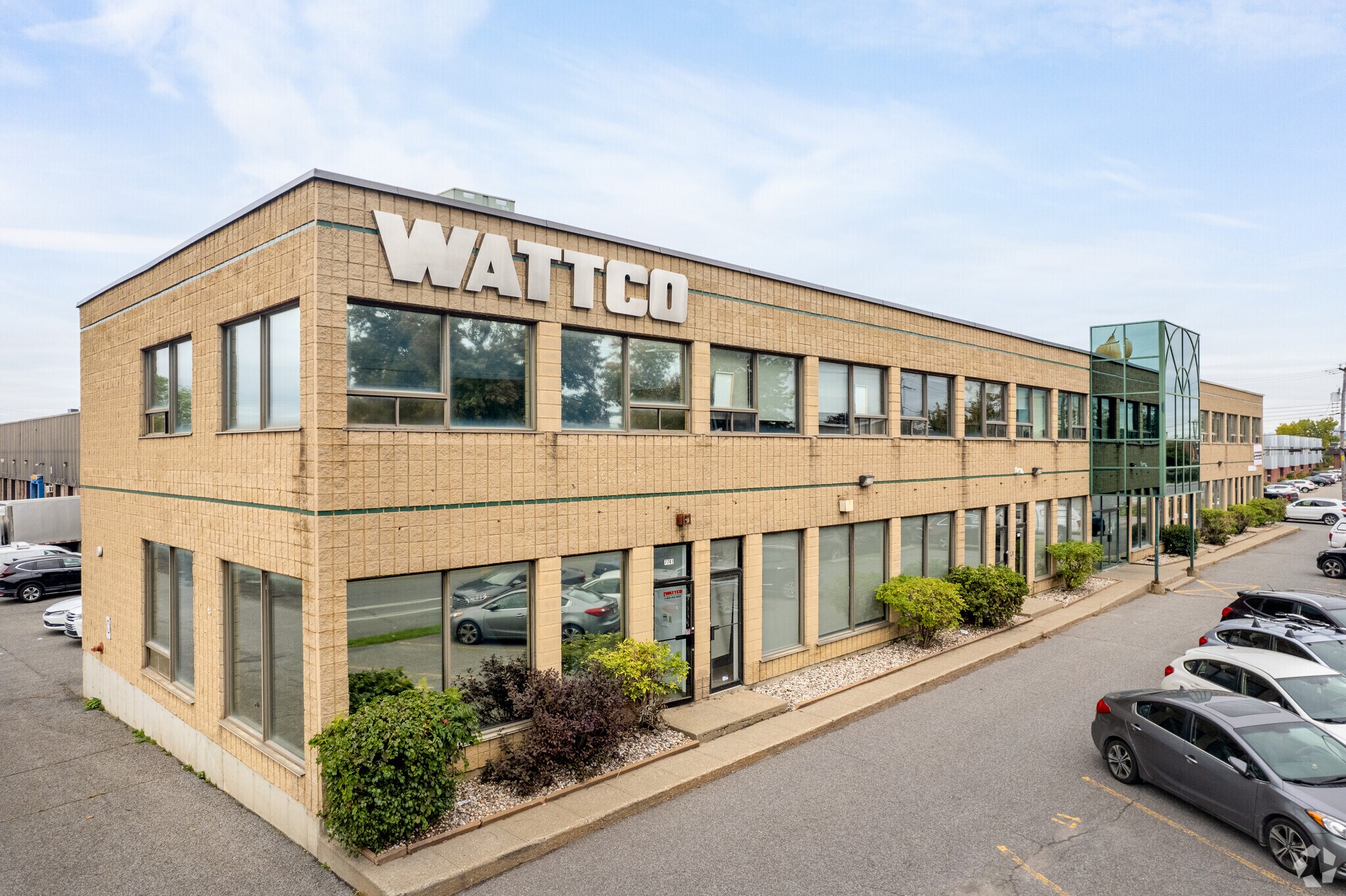 7701-7749 Rue Cordner, Montréal, QC for lease Building Photo- Image 1 of 6