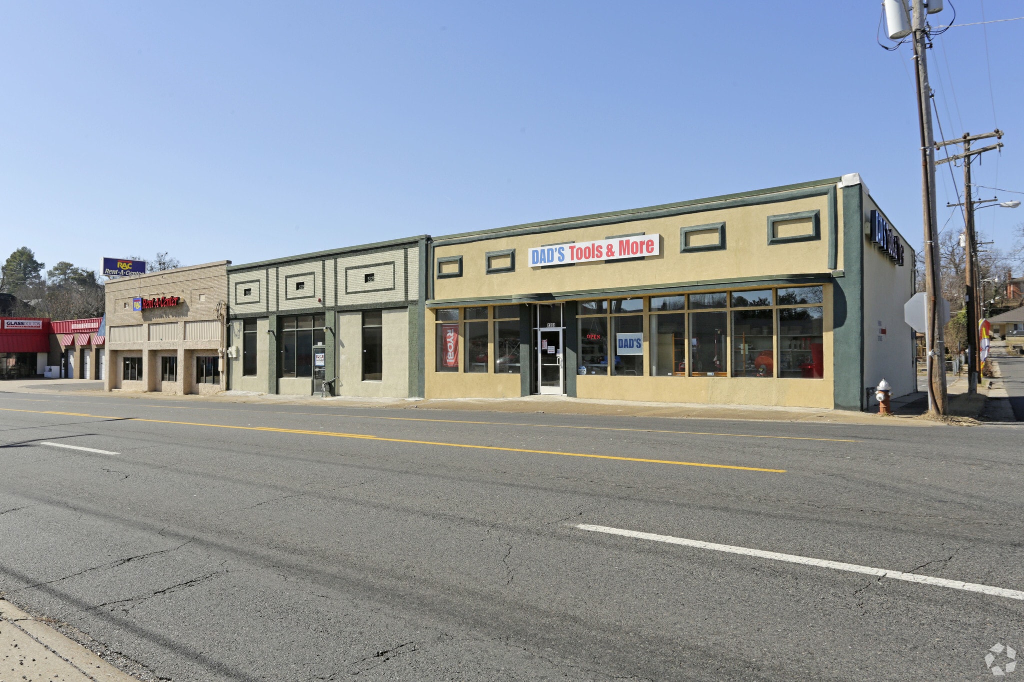 1304-1310 Central Avenue portfolio of 2 properties for sale on LoopNet.ca Primary Photo- Image 1 of 3