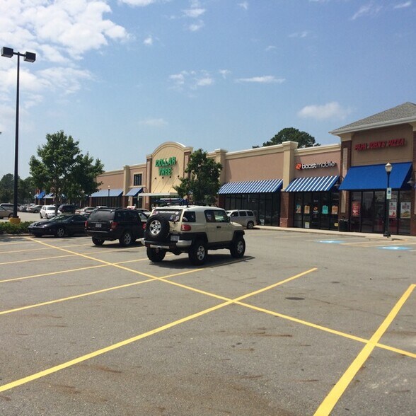 2910 W Us-70 Hwy, Goldsboro, NC à louer - Photo du bâtiment - Image 2 de 6