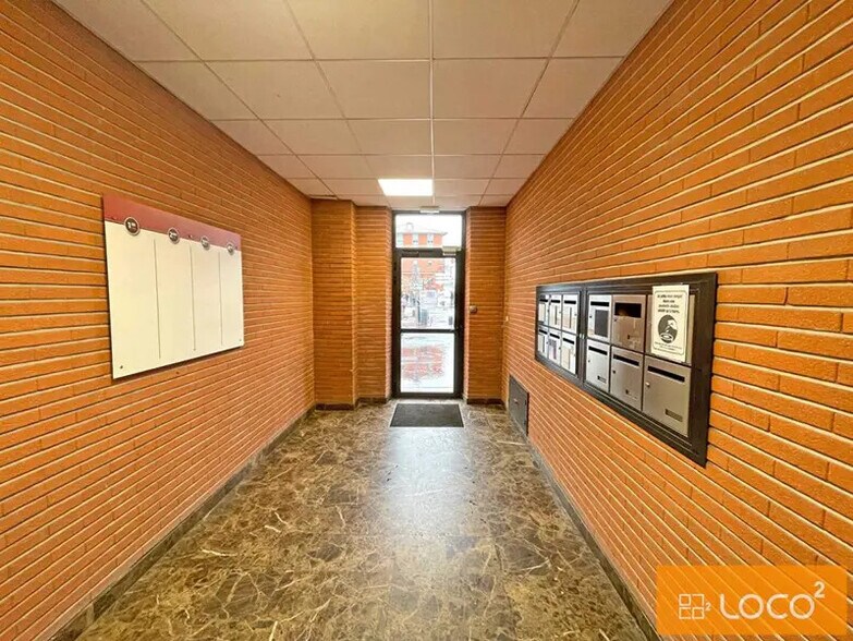 18 Place Roguet, Toulouse à louer - Hall d’entrée - Image 2 de 6