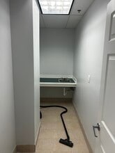 8740 Cherry Ln, Laurel, MD for lease Interior Photo- Image 2 of 5