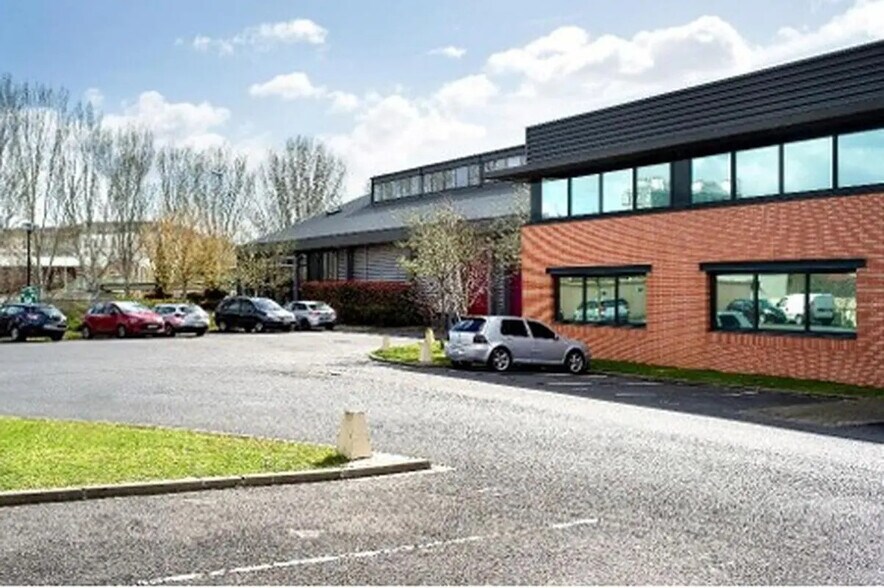 Bureau dans Saint-Denis à louer - Photo du bâtiment - Image 3 de 6