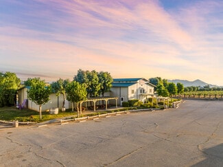 More details for 9640 Sierra Hwy, Agua Dulce, CA - Specialty for Sale