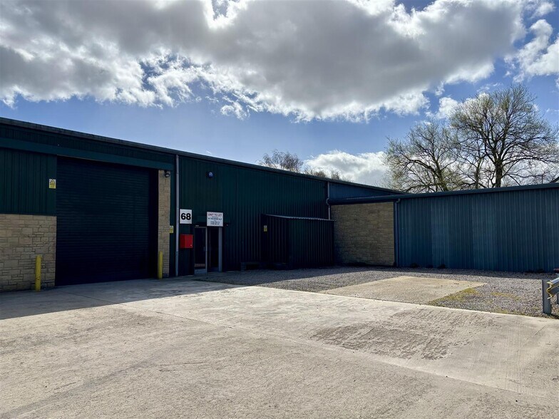 Draycott Rd, Moreton In Marsh à vendre - Photo du bâtiment - Image 2 de 2