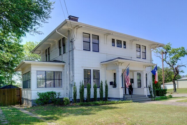 More details for 1116 Lamar Ave, Paris, TX - Office for Sale