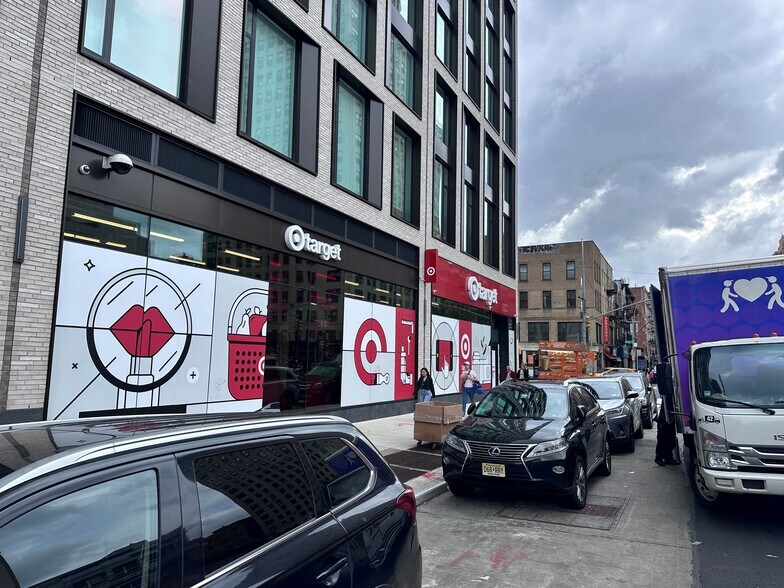 278 8th Ave, New York, NY à louer - Photo du bâtiment - Image 2 de 7