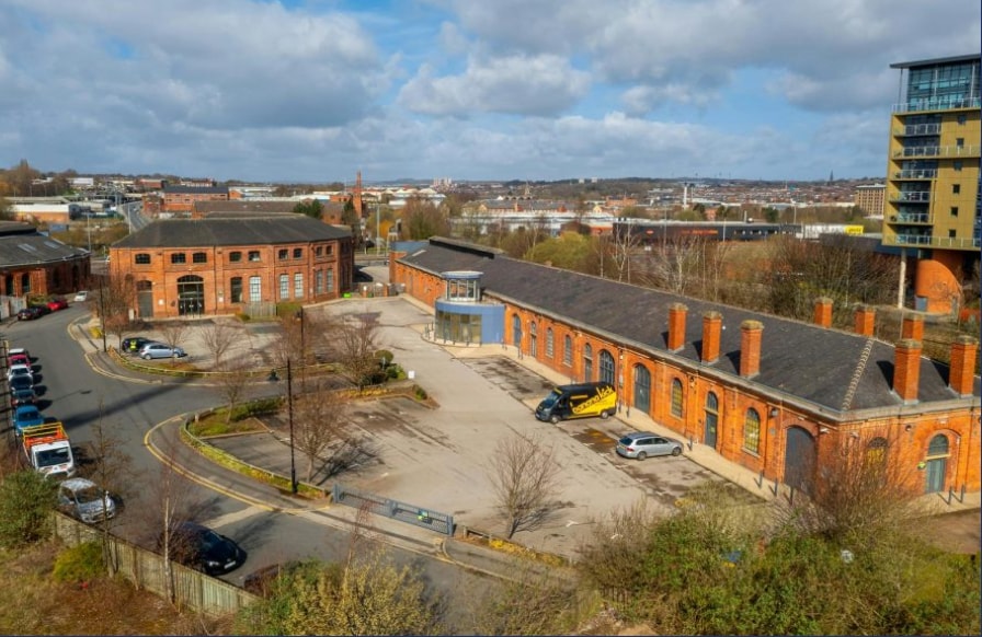 Graingers Way, Leeds for lease - Building Photo - Image 2 of 5