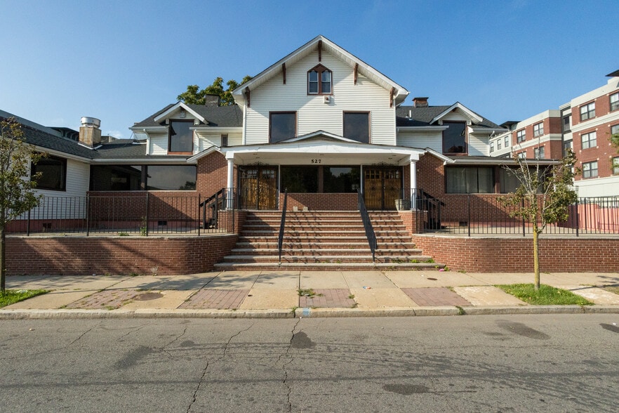 527-529 William St, East Orange, NJ for sale - Building Photo - Image 1 of 18