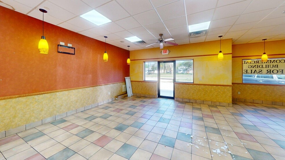 381 IL-121, Bethany, IL for sale - Building Photo - Image 3 of 8
