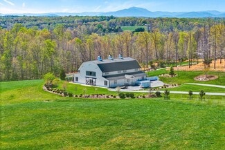 Plus de détails pour 9945 Brooks Mill Rd, Burnt Chimney, VA - Spécialité à vendre
