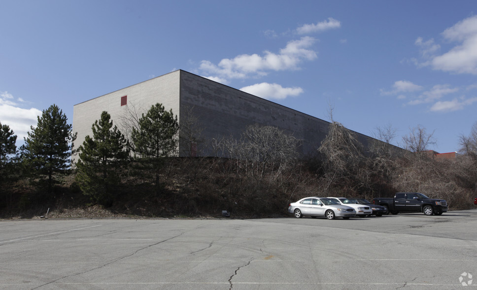 5350 Campbells Run Rd, Pittsburgh, PA for lease - Building Photo - Image 3 of 4