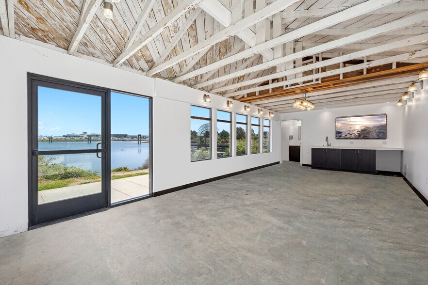 2885 Historic Decatur Rd, San Diego, CA à louer - Photo intérieure - Image 3 de 8