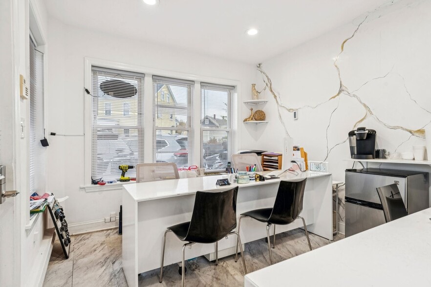 43 Cabot St, Beverly, MA for sale - Building Photo - Image 2 of 10