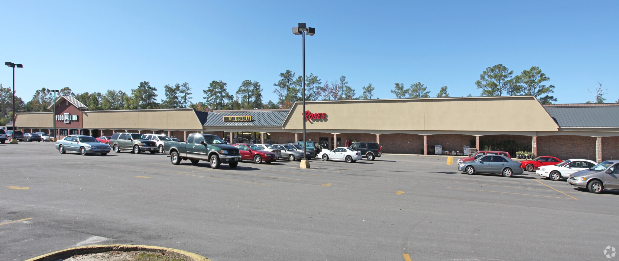 2529 Broad St, Camden, SC for lease Primary Photo- Image 1 of 6